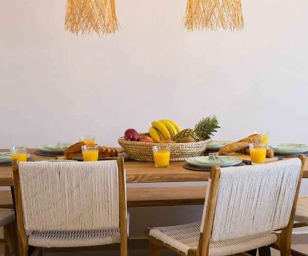 Muses Of Art Afantou