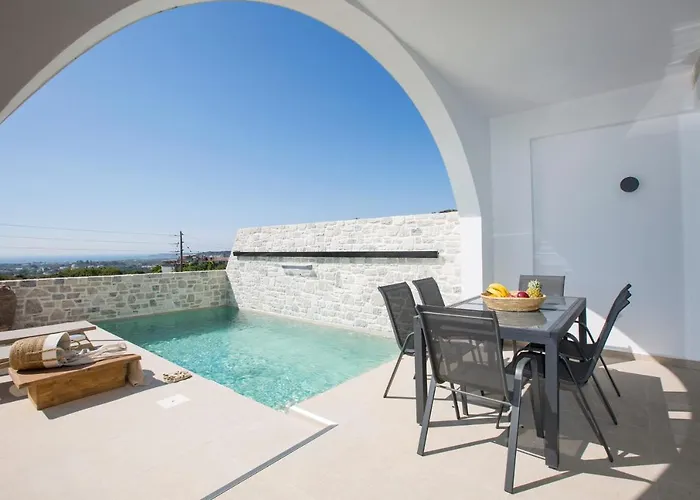 Muses Of Art Afantou