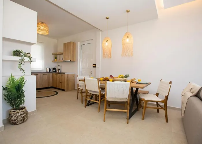 Muses Of Art Villa *