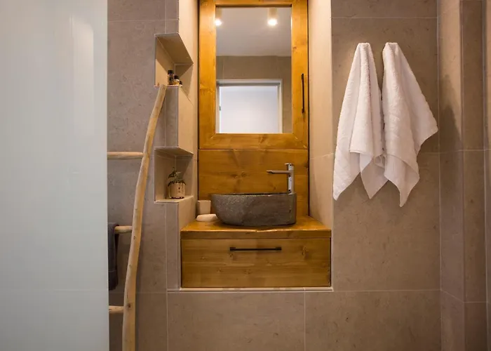 Muses Of Art Afantou